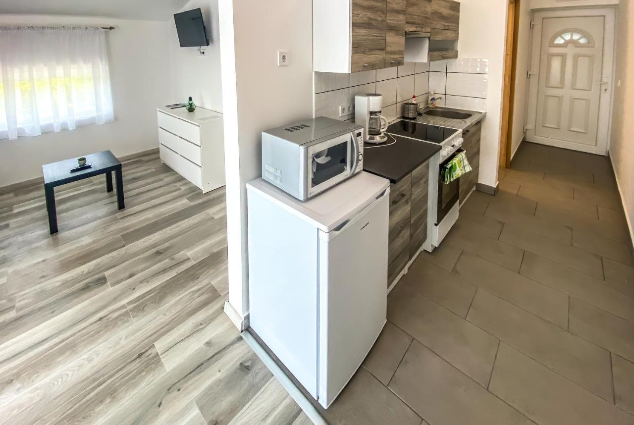 Feda Apartmanhaz Balatonboglár Exterior foto