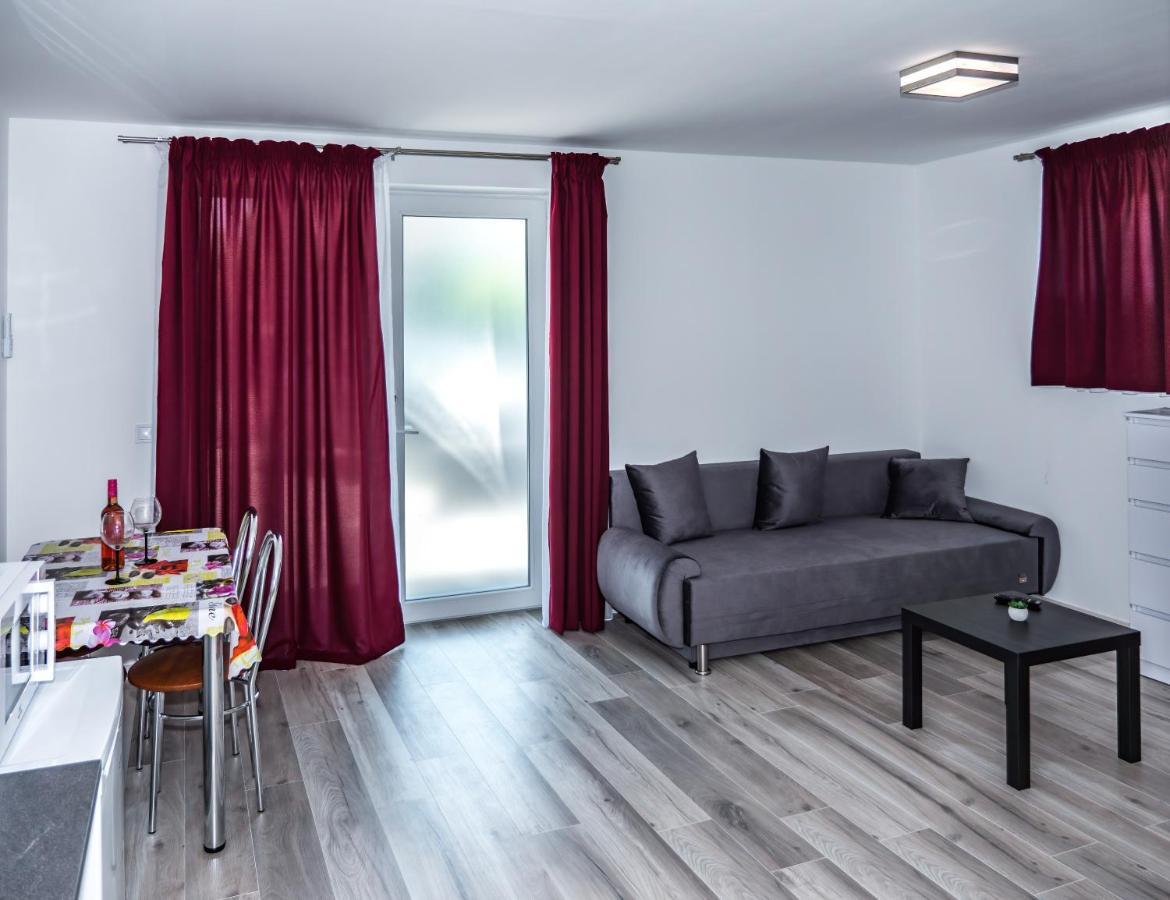 Feda Apartmanhaz Balatonboglár Exterior foto
